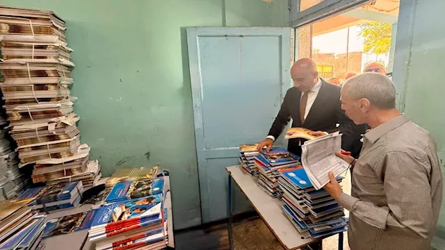 وزير التعليم يتفقد مخازن الكتب بعين شمس