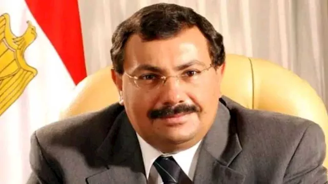 طارق كامل الوزير المصري الراحل