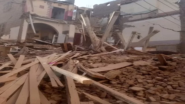 انهيار منزل 