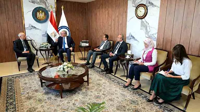 وزير البترول يبحث مع توتال إنرجيز  فرص الإستثمار ف