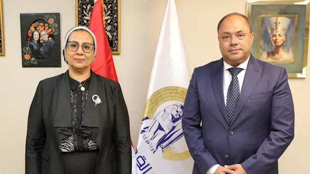 المستشارة أمل عمار تستقبل اللواء عمرو عبد المنعم