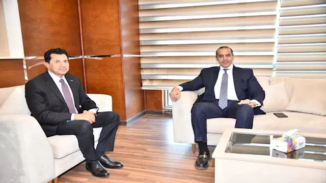 وزيرا الشؤون النيابية والرياضة