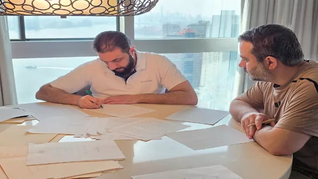 الشرع يكتب حكاية سوريا