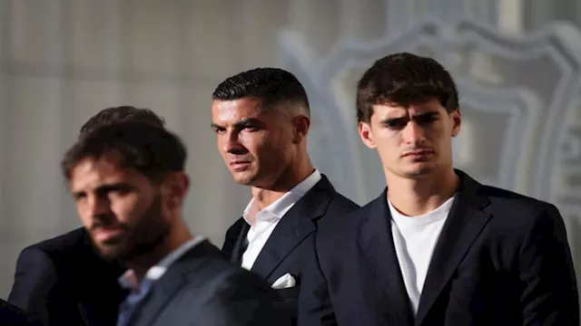 منتخب البرتغال يكرم الراحل ديوجو جوتا (5)