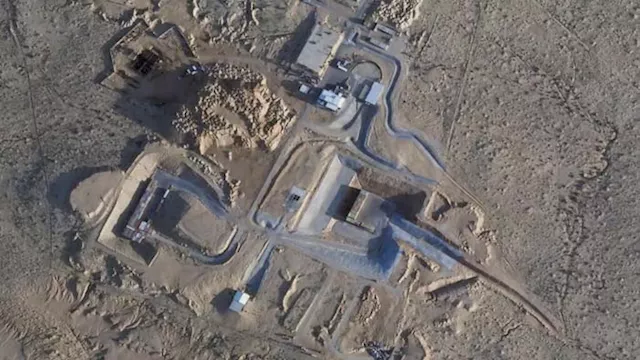 صور أقمار صناعية تكشف تسارع أعمال البناء في مفاعل 