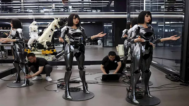 روبوت بشري قادر على التعبير عن المشاعر الواقعية 