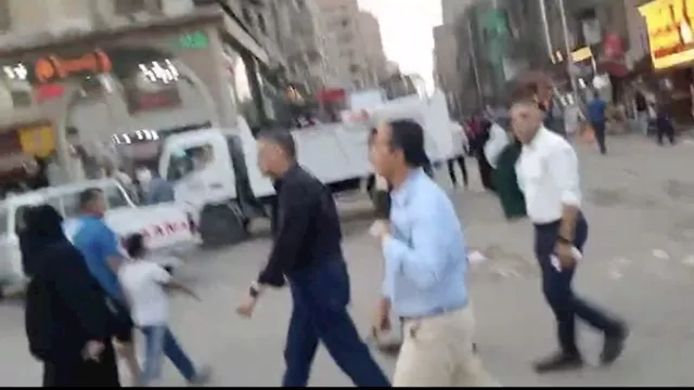 محافظ الجيزة يلغي تكليف نائب رئيس حي الهرم للنظافة