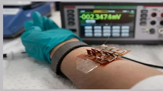  ابتكار صيني يشحن الأجهزة بحرارة الجسم