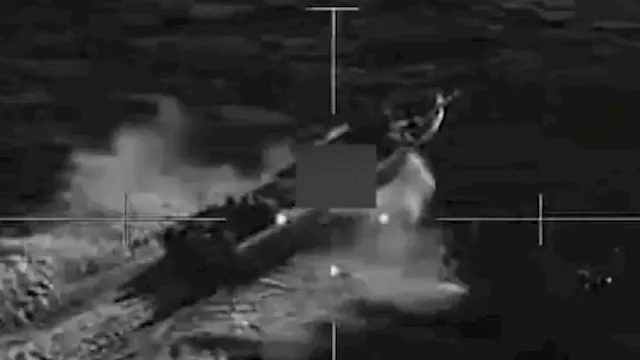 الجيش الأمريكي استخدم طائرة مموهة في أول هجوم على 