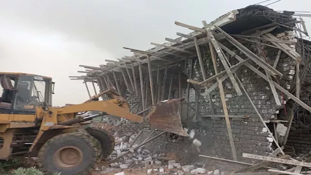 استرداد أراضي