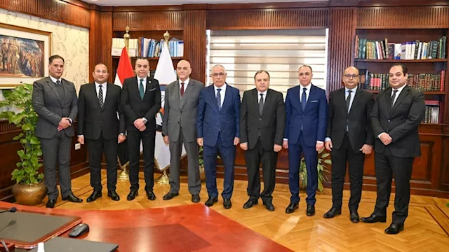 النائب العام يستقبل رئيس الاستئناف لنيابة أسيوط لع