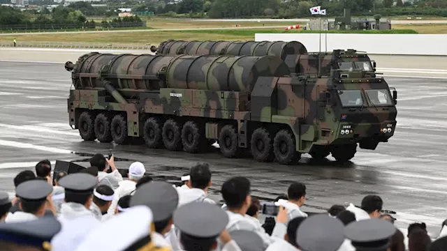 كوريا الجنوبية تبدأ في نشر صاروخ الوحش