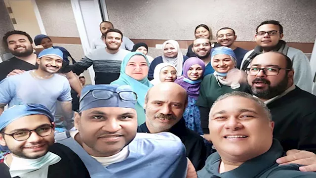 الفريق الطبي