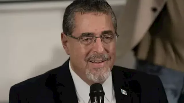 رئيس جواتيمالا برناردو أريفالو