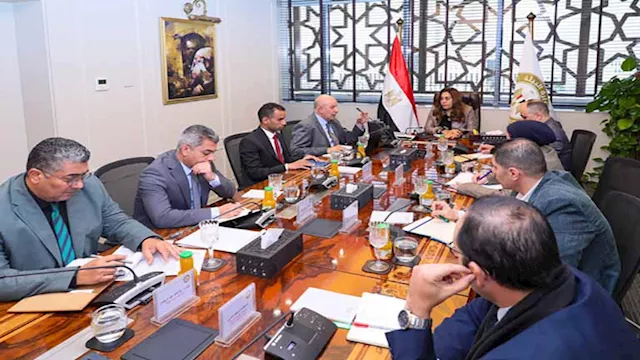 اجتماع الدكتورة منال عوض وزيرة التنمية المحلية