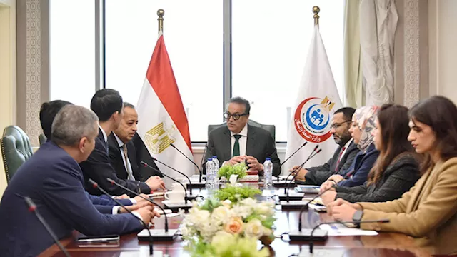 اجتماع وزير الصحة