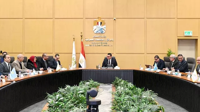 المهندس شريف فتحي خلال الإجتماع