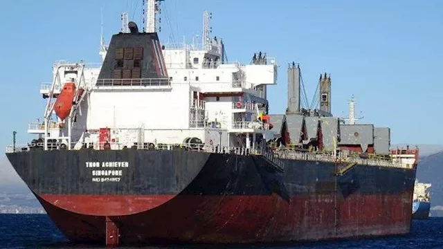 سفن على أرصفة موانئ البحر الأحمر وتداول 35 ألف طن 