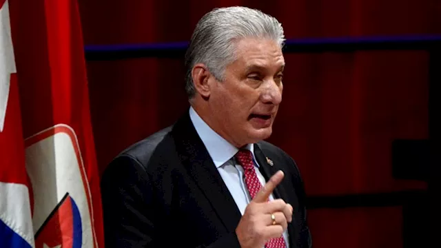 الرئيس الكوبي ميغيل دياز كانيل