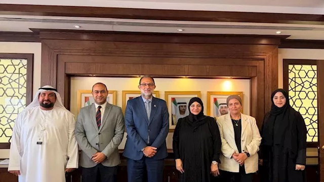 رئيس سلامة الغذاء يلتقي قيادات بلدية دبي