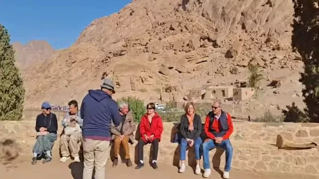 وفود سياحية - أرشيفية 