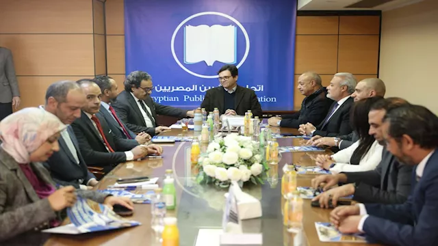 وزير الثقافة يزور اتحاد الناشرين لدعم صناعة النشر 