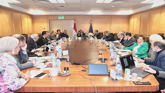 وزير السياحة يترأس اجتماع مجلس إدارة متحف الحضارة 