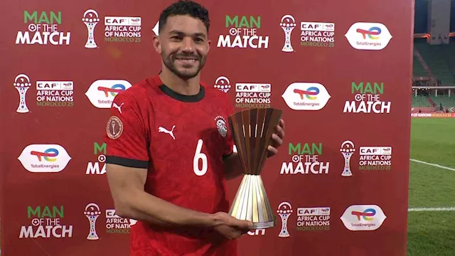 ياسر إبراهيم يتوج بجائزة رجل مباراة منتخب مصر وبني