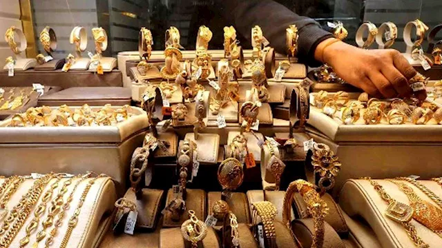 سعر الذهب اليوم في مصر يعود للانخفاض منتصف تعاملات الأحد