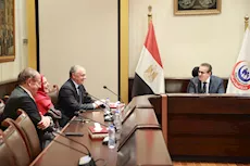 وزارة الصحة تبحث مع «FIGO» الحد من الولادات القيصرية غير الضرورية
