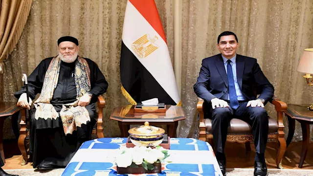 وزير الرياضة مع علي جمعة