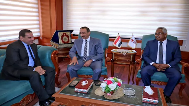 محافظ سوهاج يستقبل مدير الأمن للتهنئة بتوليه المنص