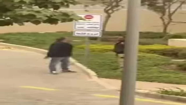 اعتداء شخص على فرد أمن داخل أحد الكمبوندات السكنية