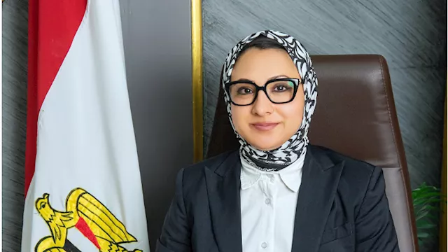 حنان مجدي محافظ الوادي الجديد