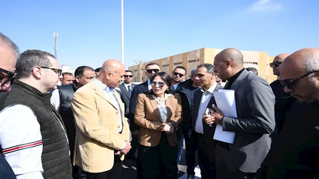 المهندسة راندة المنشاوي خلال الجولة