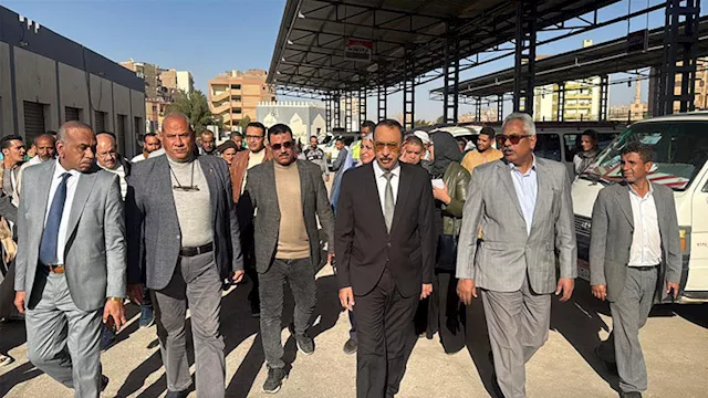 جانب من جولة محافظ سوهاج 