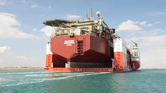 سفينة حاويات 