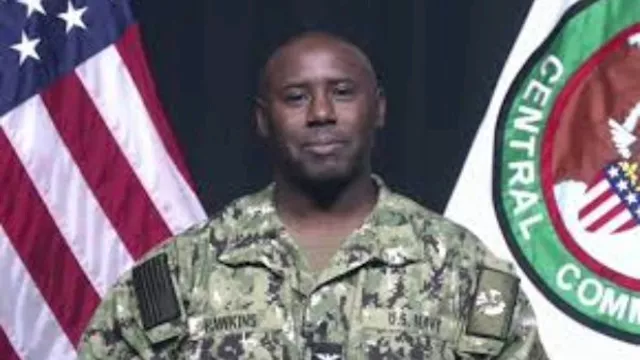 المتحدث باسم القيادة المركزية الأمريكية تيم هوكينز