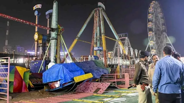 انهيار لعبة في مدينة ملاهي بالهند