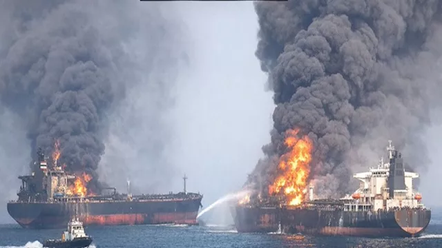 هجوم يستهدف ناقلتي وقود