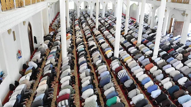 صلاة الجمعة ارشيفية