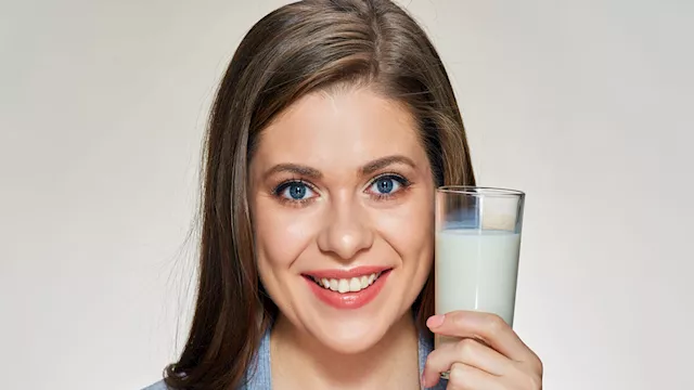 تناول الحليب بعد السحور 