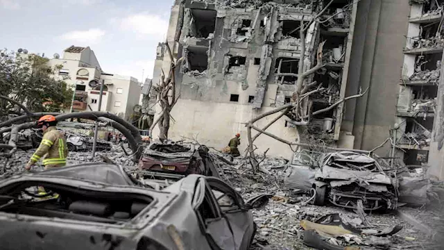 الحرب في إيران