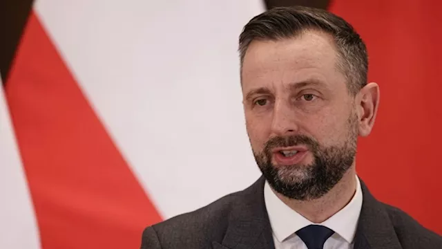 وزير الدفاع البولندي فلاديسلاف مارسين كوسينياك كام