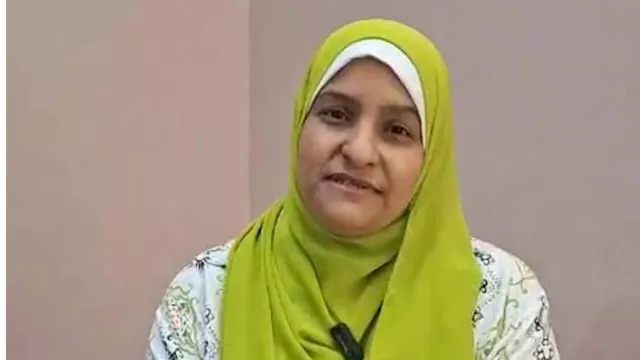 أماني ثابت  الحاصلة على لقب الأمالمثالية لابن من ذ