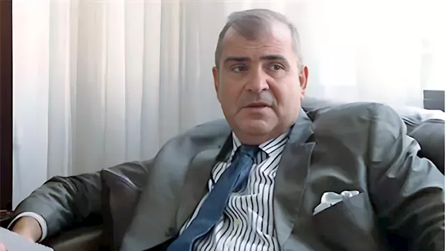 السفير أيمن مشرفة 