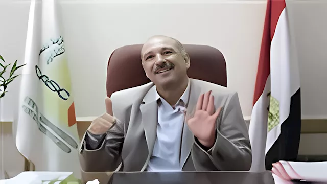 الدكتور أحمد عضام 2