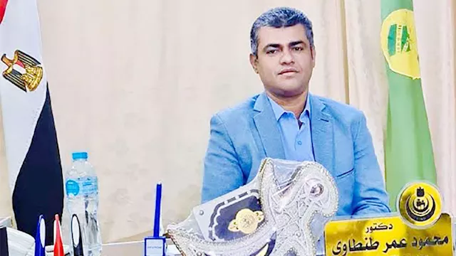 الدكتور محمود عمر وكيل وزارة الصحة بالمنيا