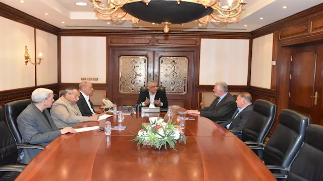  الدكتور مهندس صلاح سليمان جمبلاط وزير الدولة للإن