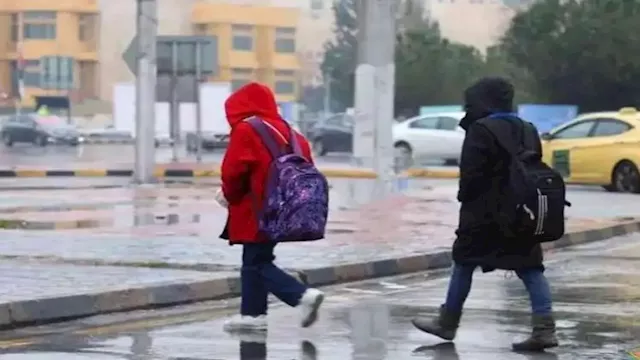 طلاب المدارس ارشيفية